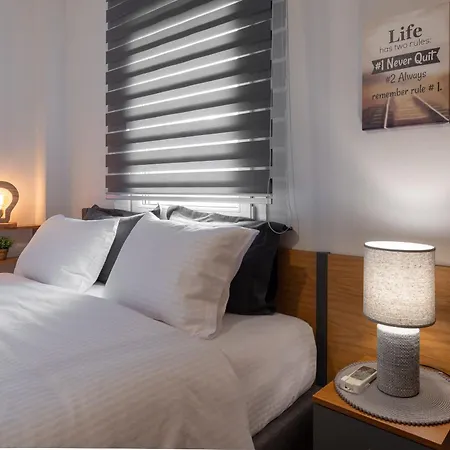 Philoxenia Apartamento *